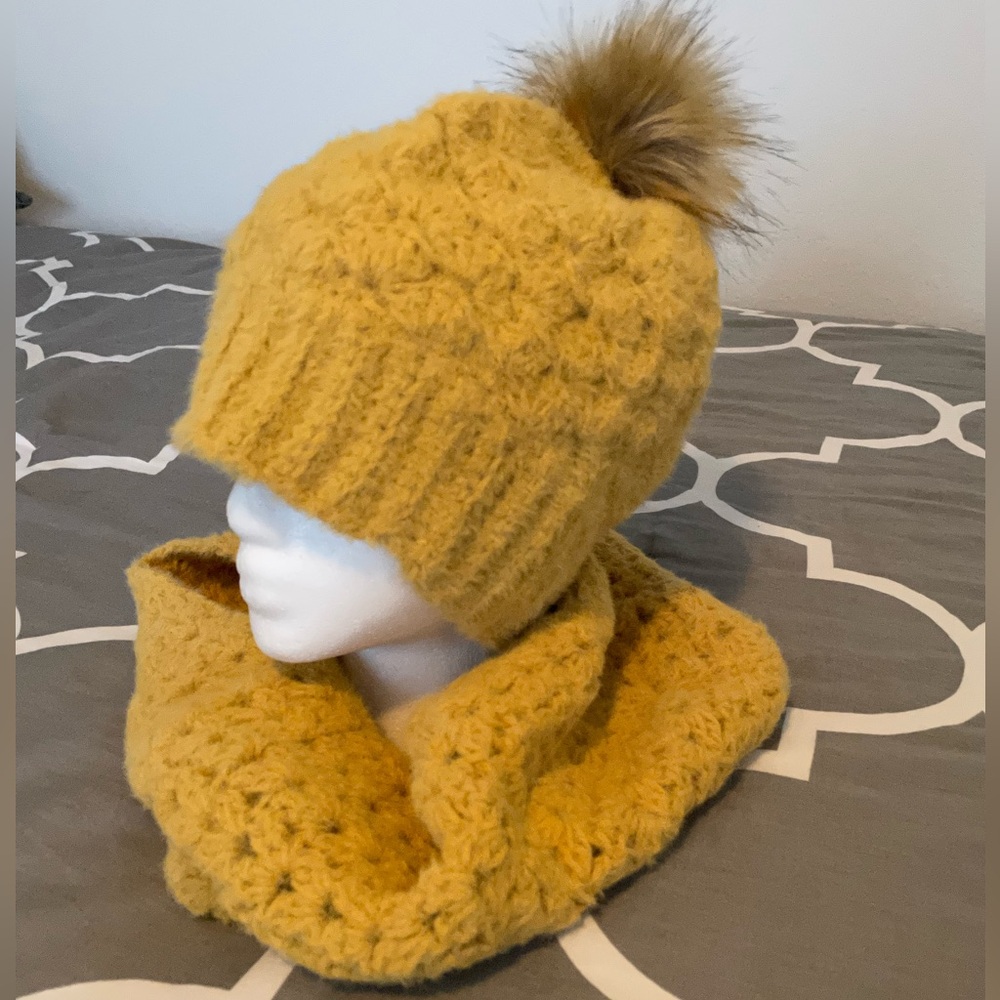 HANDMADE CROCHET Cozy Scarf and Hat with PomPom